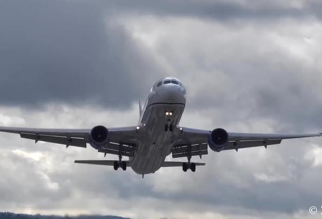 飞知情人爆料不只天气原因这么简单CQ9传奇电子中国航班迫降后又复(图14)