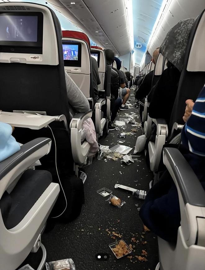 飞知情人爆料不只天气原因这么简单CQ9传奇电子中国航班迫降后又复(图9)