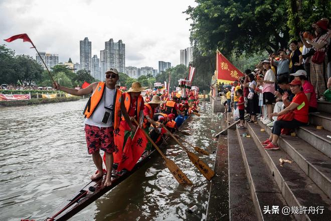新龙舟翻2条翻船原因离谱这下要被嘲笑了CQ9电子专用平台猎德村的船翻了！3条(图8)