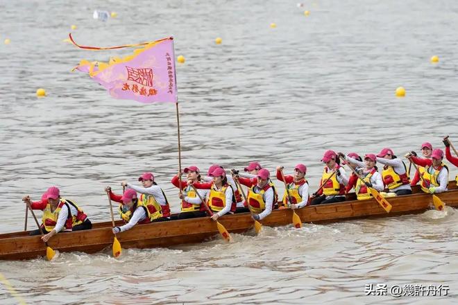 新龙舟翻2条翻船原因离谱这下要被嘲笑了CQ9电子专用平台猎德村的船翻了！3条(图5)